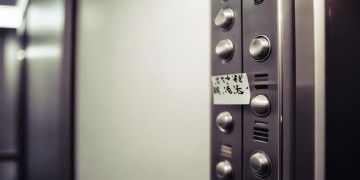 物业电梯问题该打什么电话投诉？